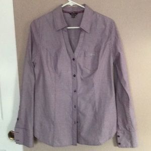 Women’s shirt Guess with long sleeve.